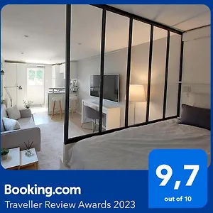 Charmant Studio Sur Cour A 9e Mont D'or Apartment